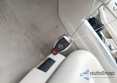 2014 Mercedes-Benz E 350 из США, поврежденный, VIN WDDHF5KBXEA974847